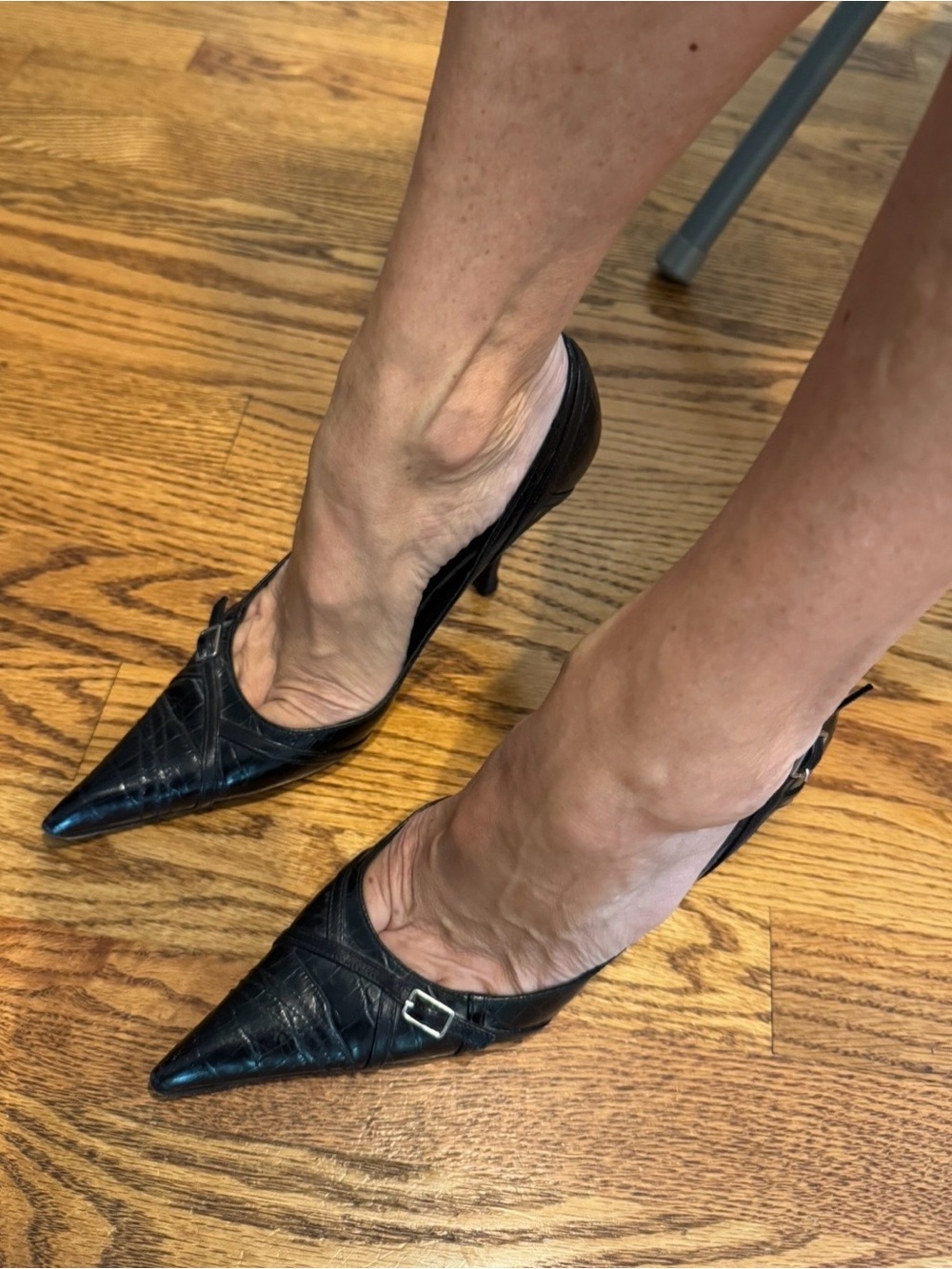 Charles David Black Pointed Leather Buckle Pumps - Picture 10 of 11